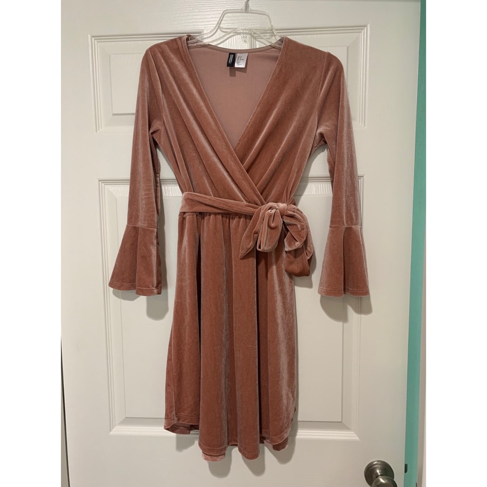 H&M Blush Pink Velvet Wrap Dress with Tie